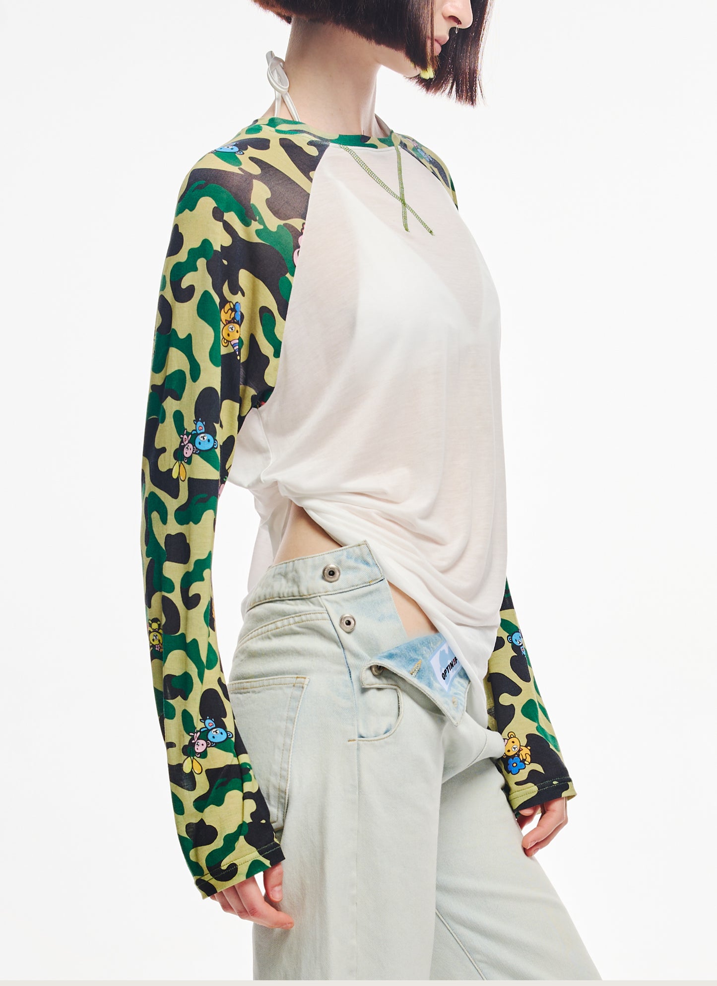 ‘Weird Bear‘Camo Top