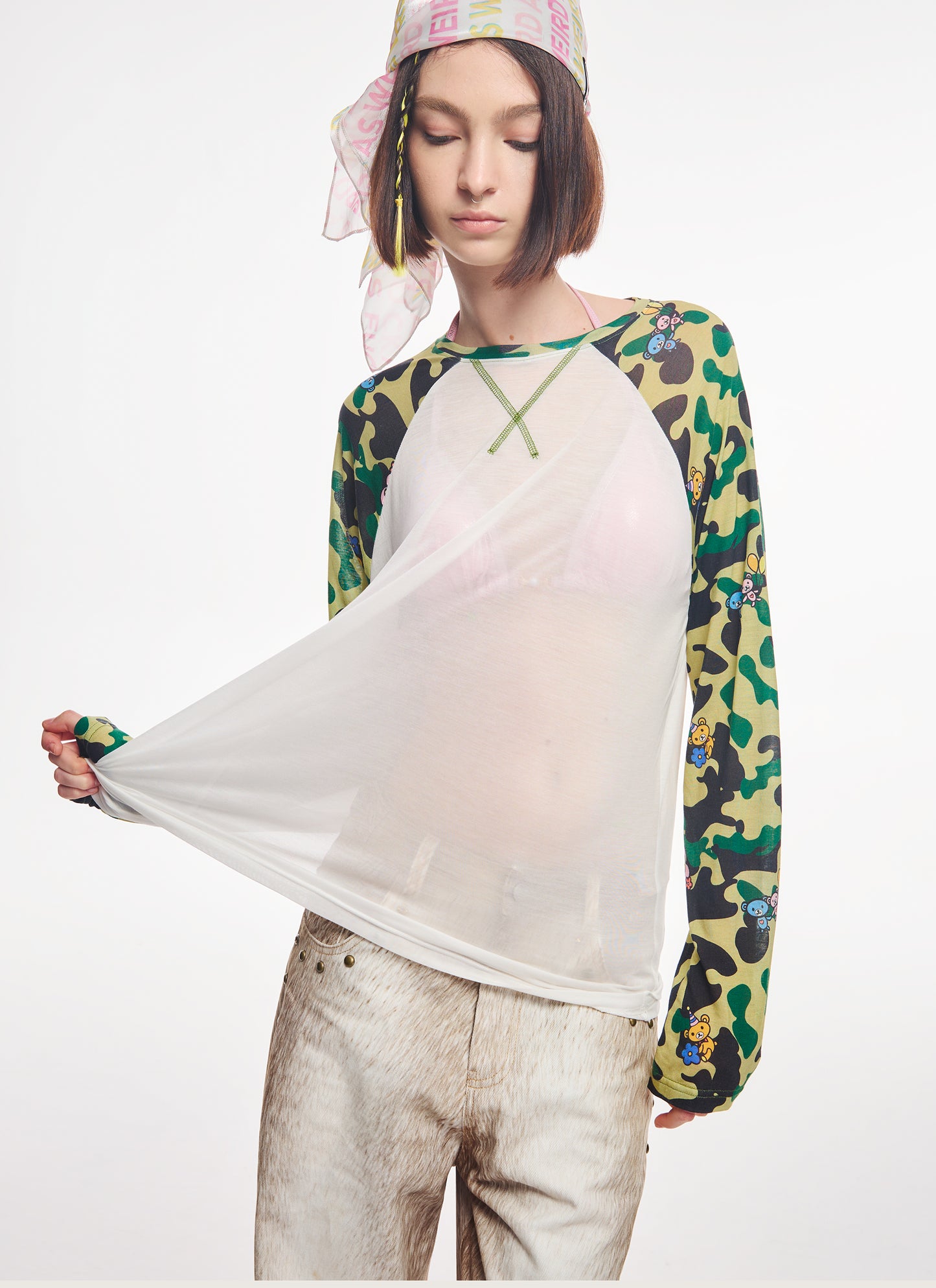‘Weird Bear‘Camo Top